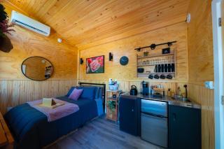 The Tulip Suite - The Dordean Suites of Chester - Western Shore - 8