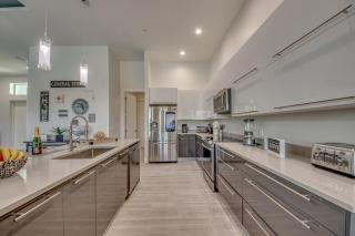 NEW BUILD-Heated Pool & Spa-Canal - South Exposure - House Aruba - 2