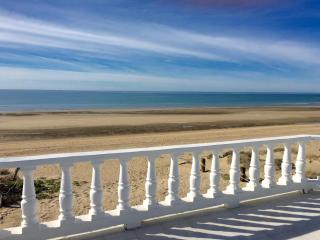 Playa Encanto Scenic Gem Ocean Front Home - Playa Encanto - 9