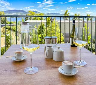 Apartmán s krásným výhledem na jezera a Pálavu - 5