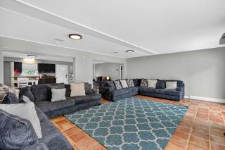 4BR Spacious Paradise - 6