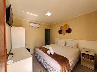 Village Comfort Hotel - 8