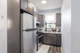 Three BR in Lodi Pet Friendly with Laundry & Parking - 8