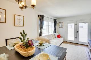 Explore SoCal! Cozy Retreat Near Disney and Beaches - 3