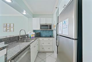 Beachside Two 4209 - 9