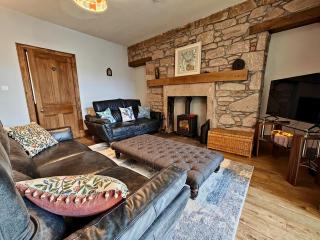 Sleepy Cottage - 4