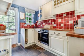 Coach House Cottage Annexe - 5