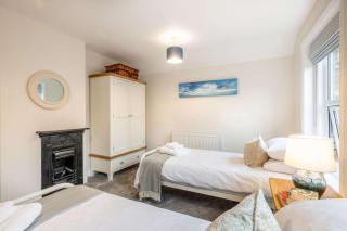 Pink Lady Cottage - 2
