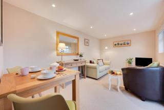 Larksfield Snug - 6