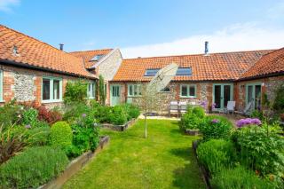 Apple Tree Barn - Docking - 9