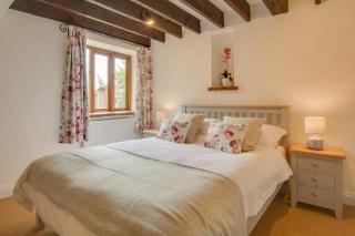 Apple Tree Barn - 2