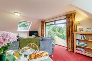 Vale View - 1