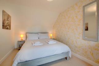 The Old Coach House - 6
