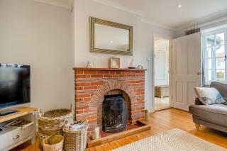 Pembroke Cottage - 1