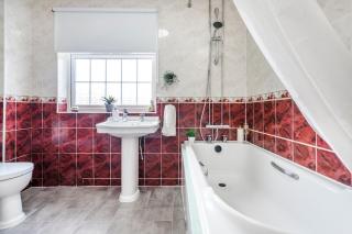 Laurel House Contractors Relocators Families Free Parking - Hemel Hempstead - 7