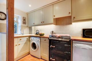 Angel Cottage - 2