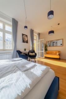 De Luxe Suite with balcony in Angelo Residence by Rentez - Praag - 2