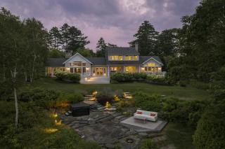 Luxury Waterfront on Rice Point by Rocky Coast Ren - 1