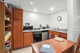 10 Mi to Dtwn Cozy Couples Getaway in Cincinnati - 2