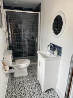 Wee Henry's Barn - 6