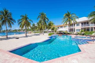 Korner Kai 2BR-2BA at Scenic Kaibo Kai - Beach & Pool - 3
