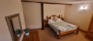 Brynderwen Barn - 9