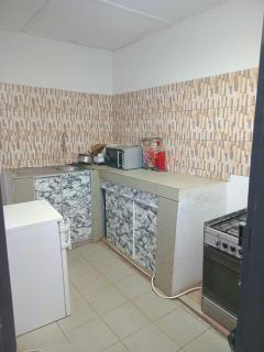2-Bedroom Accommodation in GTA - AC, WiFi, Netflix - 4