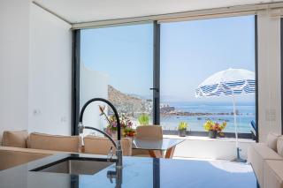 Panoramic sunset view apartment on the beach with air conditioning - 2