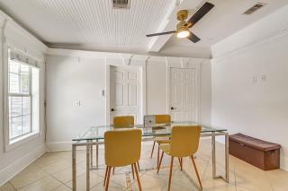 Gateway to Galveston Seawall! Modern Gulf Retreat - 5