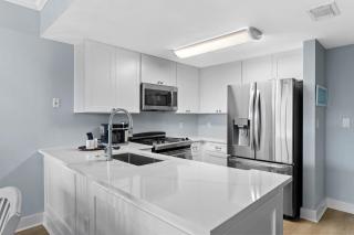 Waterscape A420 - Beachy-Chic - Ocean View - Free Beach Service - 0