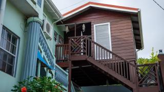 LayZ Days Hibiscus Cabin - 3