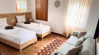 Mezini Guest House - 4