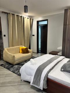 CALM STAYs - Kampala - 6