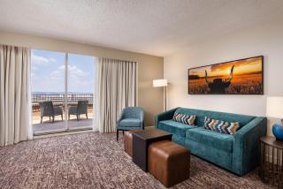 DoubleTree Suites by Hilton Austin Downtown Capitol - 9