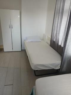 1 bedroom flat in Ilford - 9