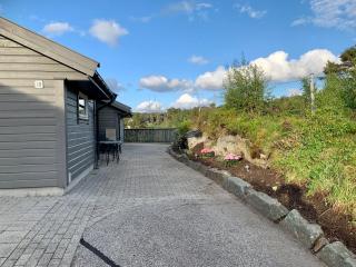 Exclusive fjordside villa with swimming pool, sauna, jacuzzi and boat hire - 5