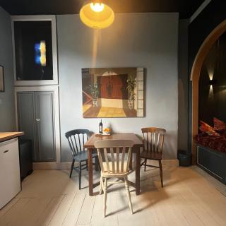 The Art Apartment - Kirn - 6
