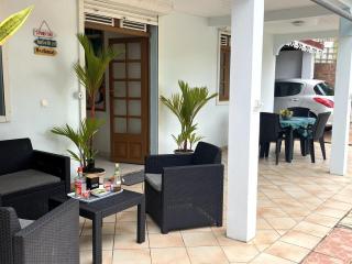 Basement of villa with pool in Le Robert - Chambort - 8