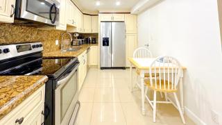 Cozy Beachside Escape Stylish & Comfortable - 4