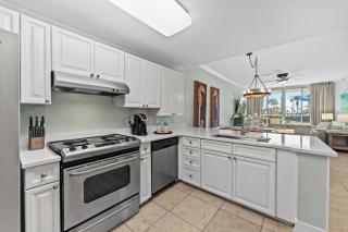 Waterscape C202 - Ground Floor - Handicap Accessible - Walk Right Out to the Pool!! - 5
