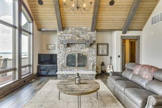 River Views and Wraparound Deck Dubuque Getaway - Dickeyville - 4