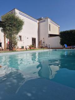 Villa indipendente con piscina - 1