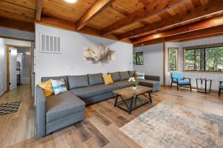 Centrally Located Game Room EV 5 Min to Slopes - Big Bear Lake - 8