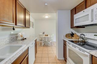 2 Mi to Old Town and Fashion Square Unit with Pools! - 1