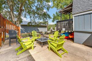 Cozy Cabin with Deck and Boat Launch Access in Lampe! - 9