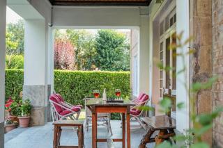 SaffronStays Awakening Deluxe Rooms - 3