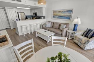 Newest Baywatch 19TH Floor Direct Ocean Front View - 1
