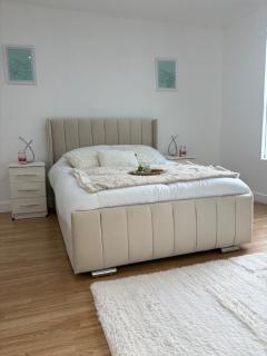 Cliffton House, Sleeps 5, Parking,Netflix, WiFi, Only 6 min to City - Killingbeck - 5