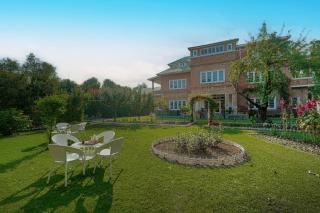 SaffronStays Awakening Deluxe Rooms - 0