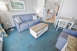 8th Floor Stunning Views, Contemporary Oceanfront! - Myrtle Beach - 2